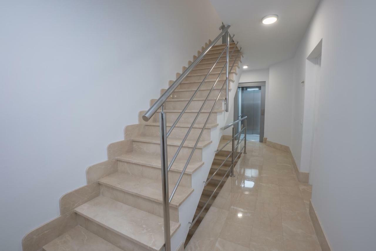 Apartamentos Mombasa 1 Planta Nerja Esterno foto