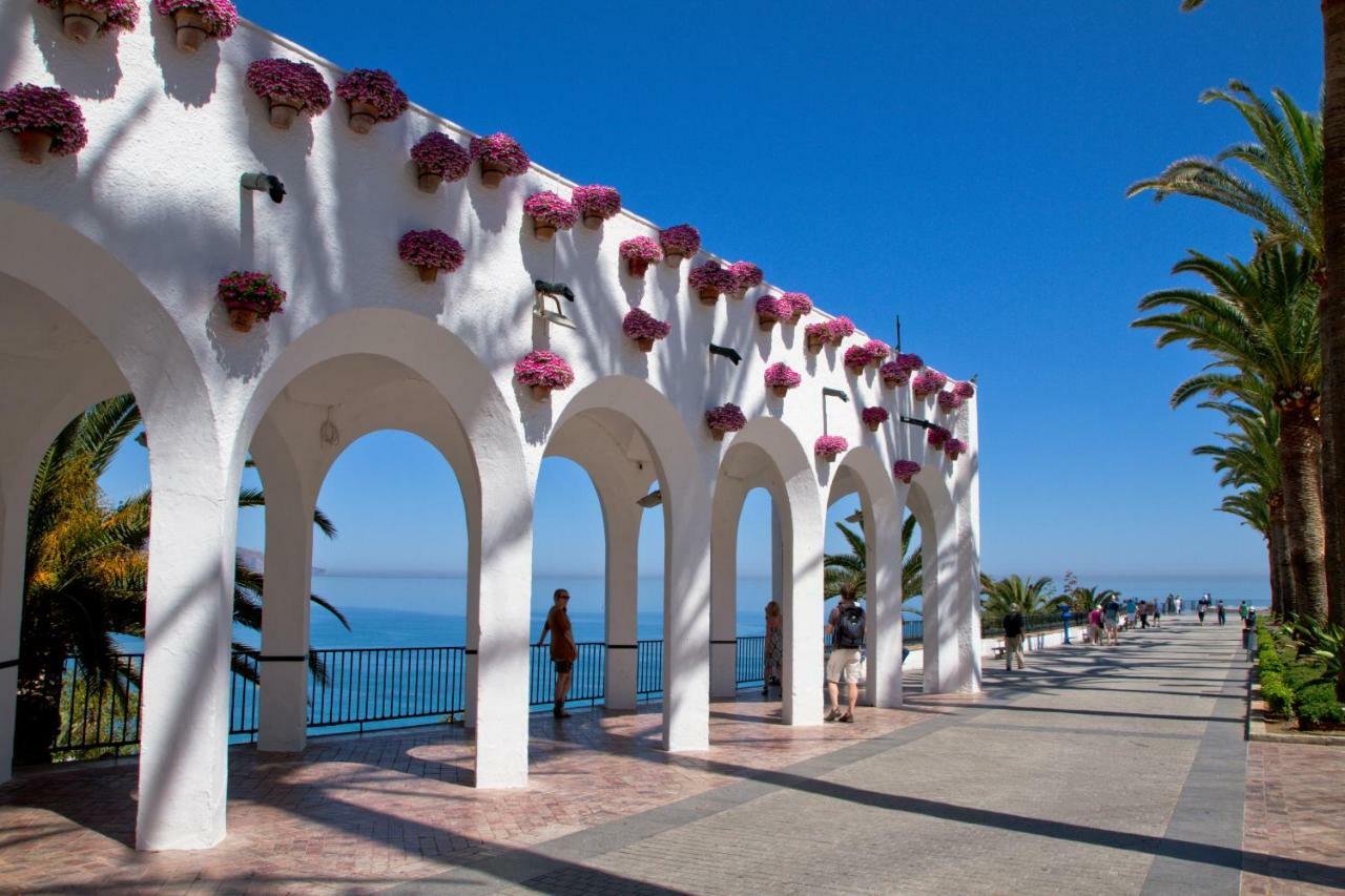 Apartamentos Mombasa 1 Planta Nerja Esterno foto
